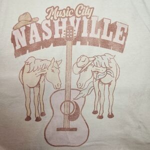 Molly Green Boutique 'Music City Nashville' Graphic Tee - Cream Pink Womens M/L